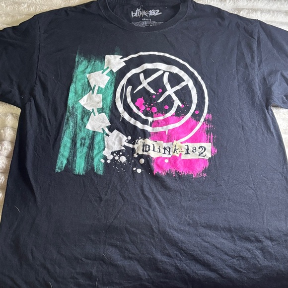 Blink-182 Black Tee with Pink and Green Design - Picture 1 of 3